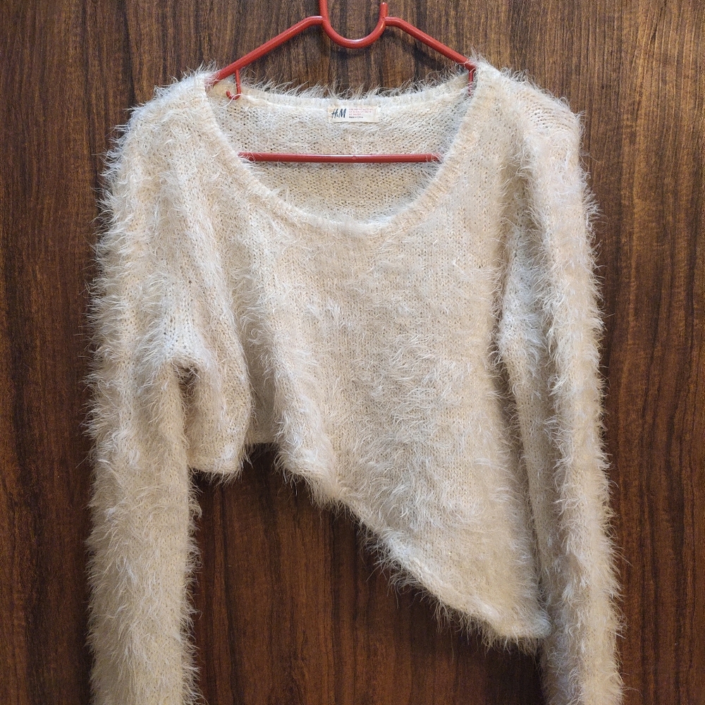 H&M fur crop top full sleeve - Picture 4 of 6